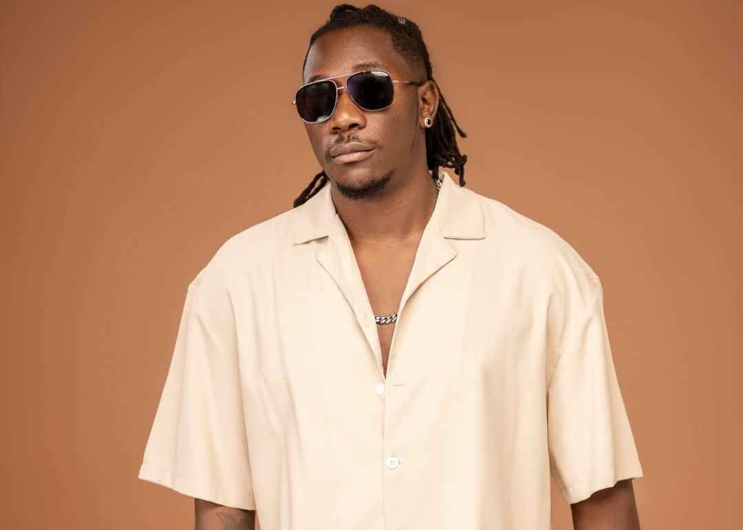 RJ Kanierra en concert exclusif à l'Academie des Beaux-Arts de Kinshasa !